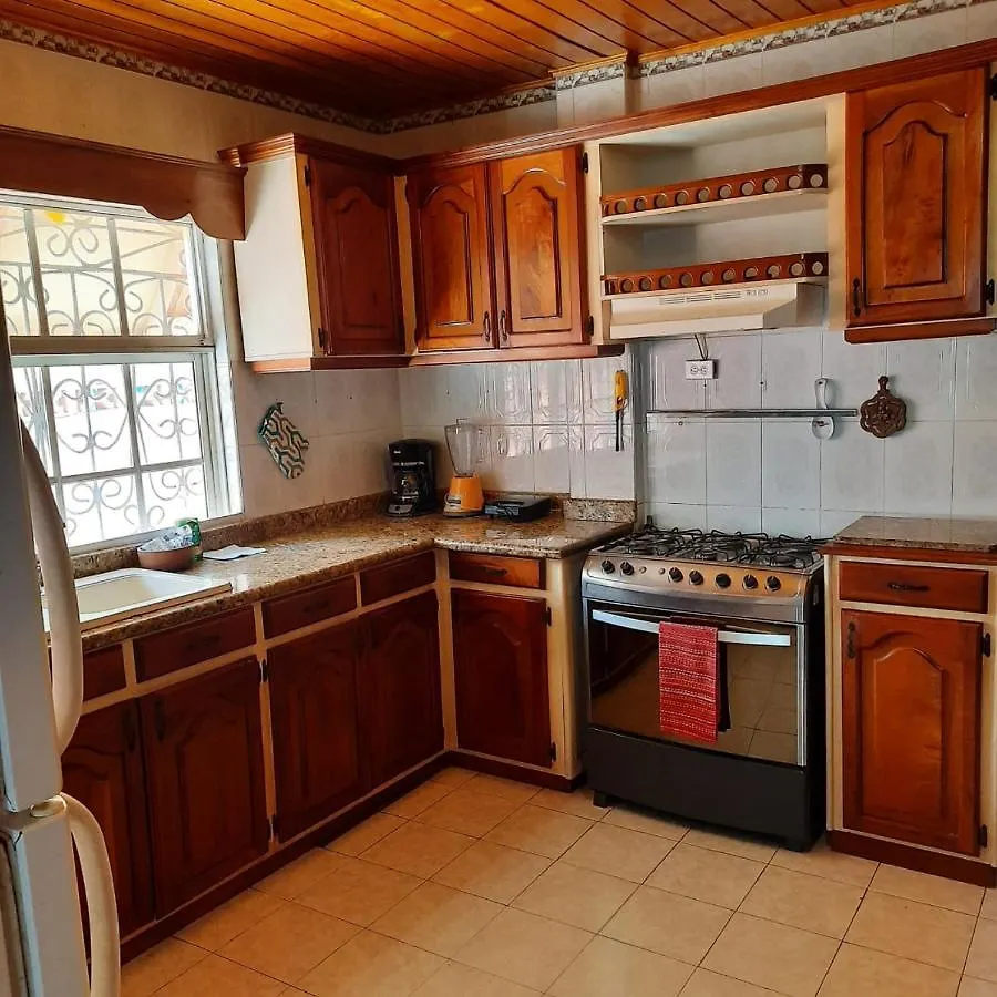 Guest house Posada Nativa Miss Nova San Andres