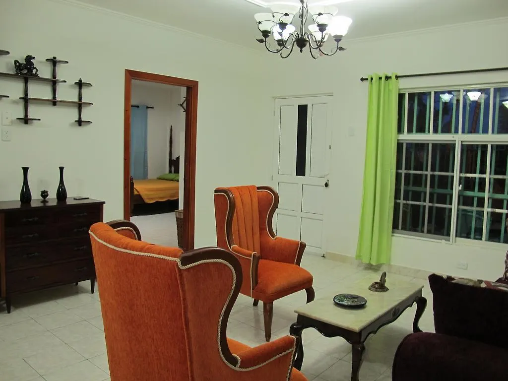 Posada Nativa Miss Nova San Andres  Guest house