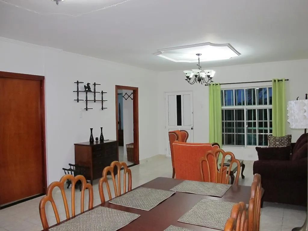 Guest house Posada Nativa Miss Nova San Andres