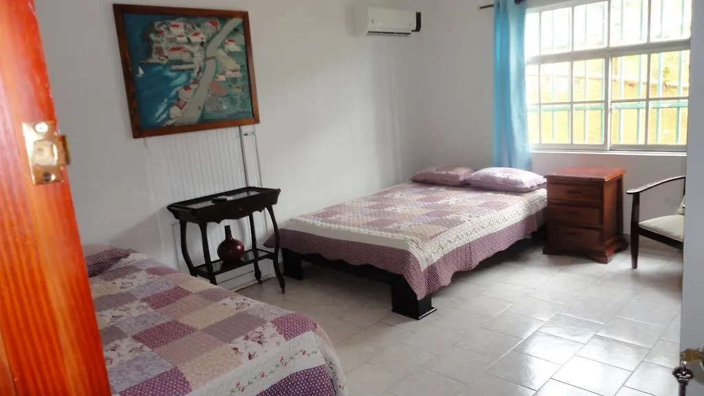 Posada Nativa Miss Nova San Andres  Colombia